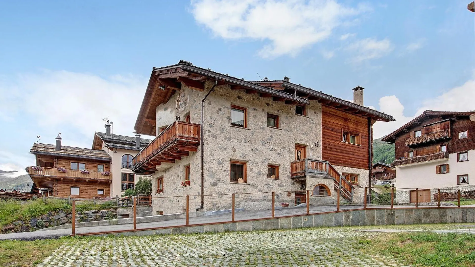 Mele Baitel Li Pigna Daire Livigno