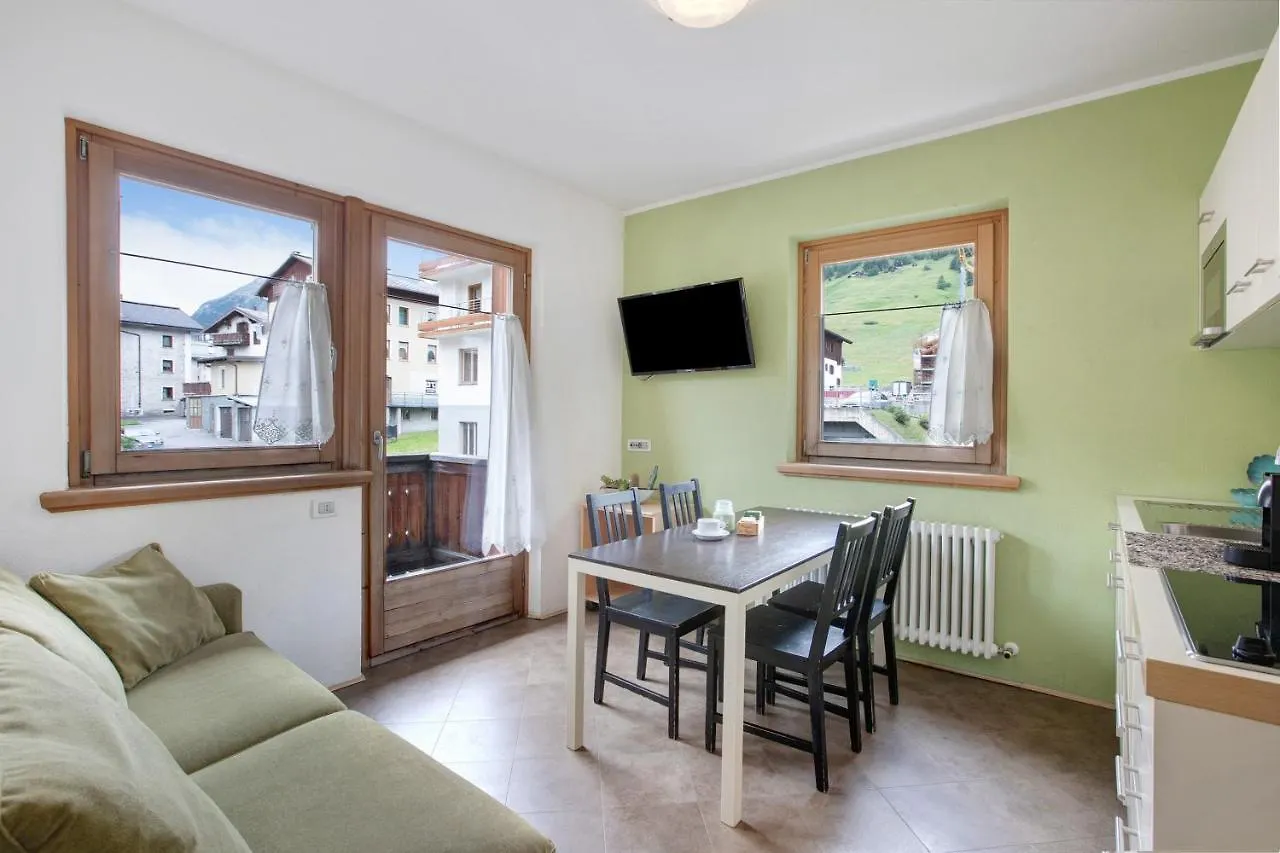 Mele Baitel Li Pigna Apartment Livigno