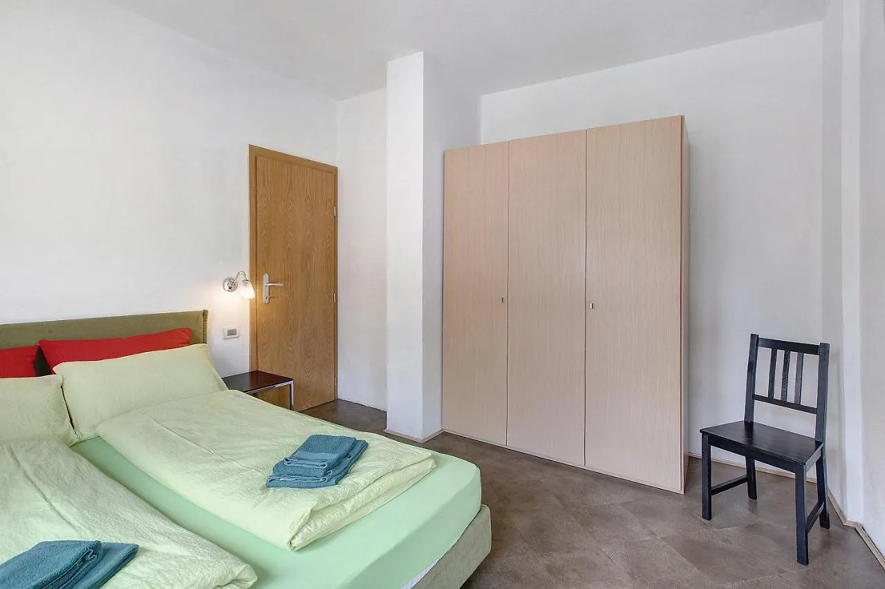 Mele Baitel Li Pigna Apartment Livigno